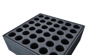 如何在石墨加工中避免產(chǎn)生劃痕和毛刺?